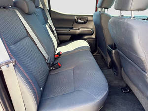 ใช้2023 T * oyota Tacoma SR5 V6 - Product Image 4