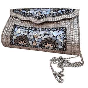 Sacs à main de qualité supérieure avec embrayage en résine Embellissement de travail de broderie de pierre en métal Poignée de sangle de chaîne mignonne-Le plus grand taux de vente - Product Image 2