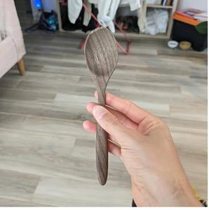 Edición especial Cuchara de madera única con mango largo Cubiertos de nogal negro Colección de edición limitada - Product Image 1