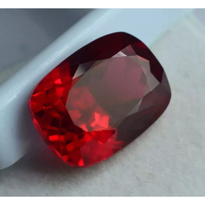 Rubí Rojo Birmano Natural Impecable de Calidad AAA+, Forma de Cojín, 100 Ct, Piedra Preciosa Certificada, Gem235 - Product Image 2