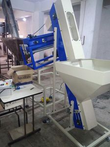 Machine compacte Offre Spéciale d'acier inoxydable de pasteurisateur de jus à échelle réduite pour la boisson de lait de production de jus disponible pour la vente - Product Image 6