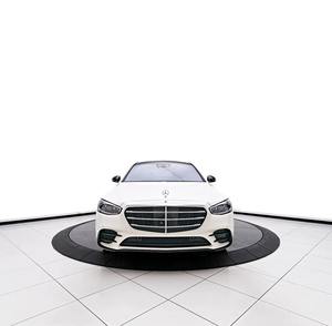 Boîte de vitesses automatique certifiée propre et en bon état, moteur turbo, transmission intégrale, sièges en cuir, modèle R2, 2022 - Product Image 1