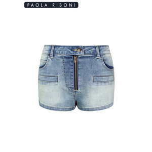 Paola Riboni Pantalones cortos de mezclilla de cintura alta para mujer, lavado claro, detalle de cremallera, estilo vintage, corte regular - Product Image 1