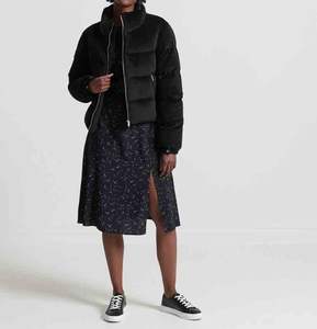 Chaqueta de Invierno Acolchada para Mujer, 100% Poliéster, Relleno de Algodón, Bordada, Impermeable, Transpirable, Informal para Exteriores - Product Image 1