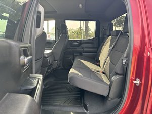 Chevrolet Silverado 1500 LT 2021 d'occasion propre - Product Image 6