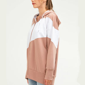 Sweat à capuche court zippé pour femme, 100 % coton, anti-boulochage et respirant, style streetwear, avec logo brodé, haute qualité sur mesure - Product Image 4