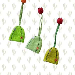 Adorable Housse de Clé Ronde en Coton Doux, Accessoire en Tissu Léger et Durable pour Organiser et Protéger Vos Clés avec une Touche Amusante - Product Image 3