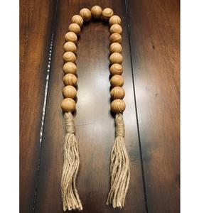 Guirnalda de resina decorativa al por mayor para decoración de hogar y eventos Diseños personalizables - Product Image 1