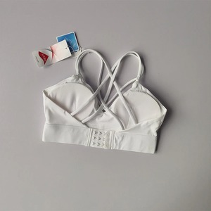 สปอร์ตบราของผู้หญิงสปอร์ตบราไนลอนผ้าสแปนเด็กซ์ออกแบบได้ตามที่ต้องการ - Product Image 4