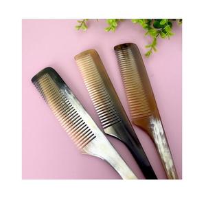 Peigne en corne outil écologique durable finition lisse polie fabriqué à partir de corne parfait pour la coiffure et le toilettage de la barbe - Product Image 3