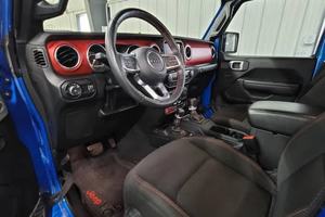 Jeep Wrangler Rubicon 4x4 d'occasion, propre et en bon état, modèle 2023 - Product Image 4