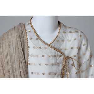 Costume 2 pièces indien et pakistanais en or givré taille 2-3 ans par Pksejonline - Product Image 3