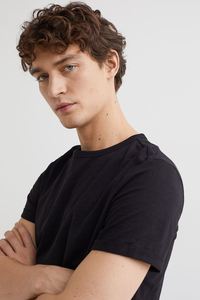 Camiseta Deportiva Casual para Hombre, Corte Holgado, 100% Algodón Elástico, Cuello Redondo, Manga Corta con Logotipo Estampado - Product Image 2