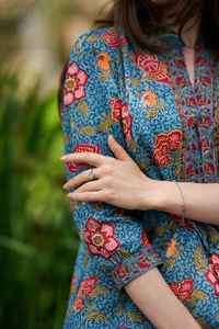 Robe de jardin japonaise bohème, nouvelle, imprimée à la main, en coton pur, à fleurs, bleu et rouge, décontractée - Product Image 3