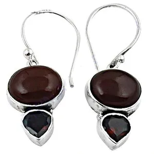 Pendientes Clásicos de Plata con Granate en Forma de Gota para Mujer, con Engaste de Bisel, Joyería de Moda, Regalo - Product Image 3