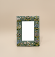 Cornice Fotografica in Legno e Tessuto Ricamata a Mano, Design Moderno e Lussuoso, Forma Personalizzabile, Colore e Dimensioni su Misura, Resistente e Leggera