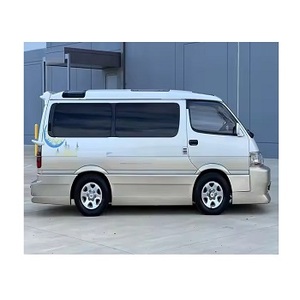 Condiciones impecables 1994 Toyotas HiAce Limiteds 4WD - Product Image 4