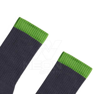 Meilleur fournisseur en gros de chaussettes décontractées pour hommes sur mesure avec design OEM / Chaussettes en coton légères pour hommes en vente en ligne - Product Image 5