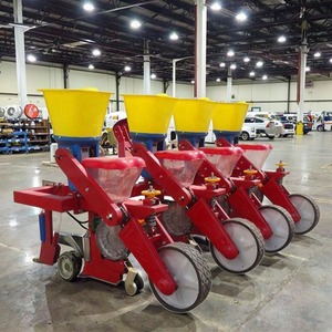 Semoir de tracteur semoir de maïs-maïs-soja à 6 rangs avec utilisation de composants de noyau de moteur - Product Image 1