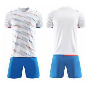 Uniformes de Fútbol Unisex para Adultos, Transpirables, 100% Poliéster, Sublimación Personalizada OEM, Ropa Deportiva de Secado Rápido para Equipos de Fútbol - Product Image 5