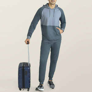 Ensemble de survêtements légers pour hommes Meilleur prix de gros Survêtement pour hommes à séchage rapide de style Streetwear Survêtement pour hommes au design personnalisé OEM - Product Image 2