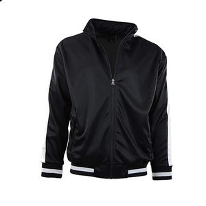 Conjunto cortavientos deportivo personalizado de 2 piezas para hombre, Sudadera con capucha y cremallera completa de poliéster, pantalones cortos de chándal personalizables sólidos impermeables - Product Image 5