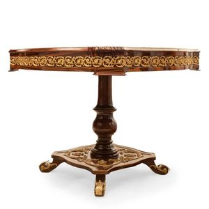 Mesa de Entrada Clásica de Lujo con Incrustaciones de Madera y Detalles de Latón - Product Image 5