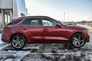 GENESIS GV70 2.5T 2024 USADO, Volante a la Izquierda/Derecha - Product Image 6