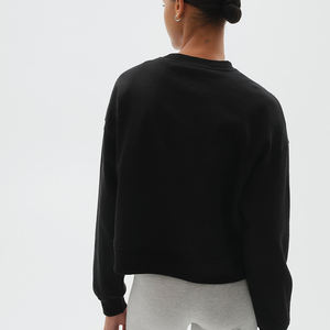 Color rojo sólido con jersey liso adornado Logotipo personalizado y diseños personalizados Sudaderas de mujer - Product Image 3