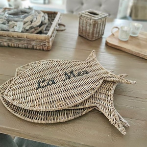 Plaques de présentation en rotin super mignonnes en forme de poisson napperon en rotin Boho napperon Offre Spéciale OEM plaque de présentation en osier du Vietnam - Product Image 3
