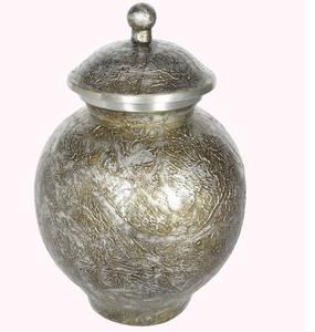 Urna Funeraria Decorativa de Latón Metálico Hecha a Mano, Simple, Elegante, Moderna, de Diseño y Alta Calidad - Product Image 3