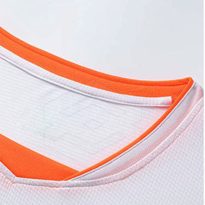 Conjuntos de uniformes de fútbol de poliéster 100%, ropa deportiva cómoda y de secado rápido para usuarios en oferta - Product Image 3