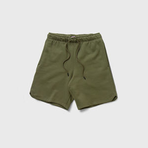 Vente en gros de shorts en molleton de coton personnalisés pour hommes, shorts de sport décontractés pour l'extérieur avec motif uni teint pour hommes - Product Image 4