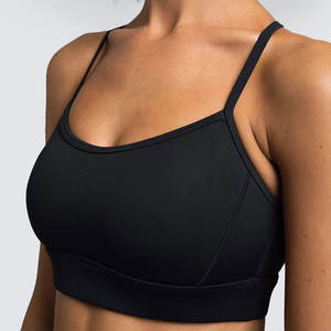 Ensemble de soutien-gorge et short de yoga pour femme en coton sans couture, fabriqué avec les meilleurs matériaux, prix de gros. - Product Image 4