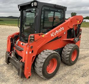 Minicargadora Kubota SSV75 2021: cargadora compacta fiable de 74HP para construcción y agricultura - Product Image 1