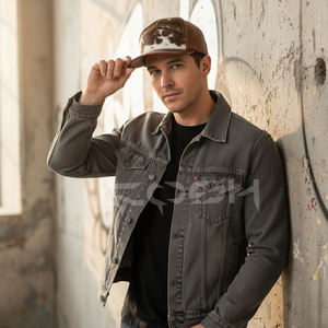 Casquette de baseball en cuir de vache, marron et blanc, avec poils, style western, imprimé vache, type trucker - Product Image 5