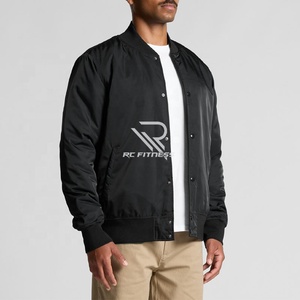 Veste bomber noire pour homme RC FITNESS, couleur unie, fermeture éclair, col rabattu, coupe classique, logo sur la manche gauche, style décontracté - Product Image 2