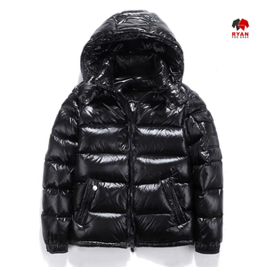 Chaqueta Acolchada Informal para Hombre con Capucha y Cierre de Cremallera Ryan Pro Gear, Impermeable y de Secado Rápido - Product Image 1