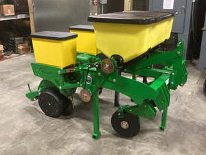 Sembradora de Maíz de Múltiples Hileras con Motor y Caja de Cambios, Alta Productividad, Fertilización Simultánea, Sembradora de Granos en Venta - Product Image 2