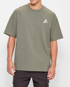 T-shirts populaires à haute demande pour hommes 100% coton tissu doux avec logo personnalisé impression numérique et broderie - Product Image 1