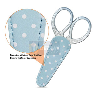 Ciseaux à ongles à poignée argentée Ciseaux pointus fantaisie en acier inoxydable japonais à vendre - Product Image 3