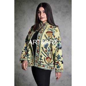 Veste d'hiver bohème pour femme en coton indien Suzani 2025, broderie à la main, respirante, matelassée, motif floral - Product Image 4