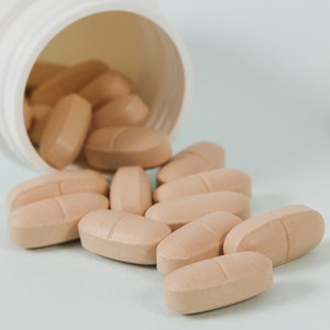 Comprimés de croissance capillaire en marque propre, <span class=keywords><strong>complément</strong></span> multivitaminé pour <span class=keywords><strong>cheveux</strong></span>, comprimés de biotine avec soutien en collagène vitaminique, <span class=keywords><strong>cheveux</strong></span> plus épais et sains - Product Image 6