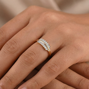 Elegant Round Diamond Cluster <b>Ring</b> <b>Crafted</b> in 14K Yellow and White Gold with a Delicate Leaf Motif - Product Image 2