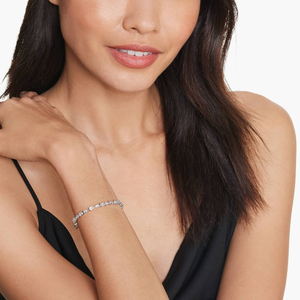 Pulsera de plata 925 de 8 pulgadas Diamante de moissanita de corte de pera Premium con estilo lindo para uso diario Fiestas Bodas Regalo para ella - Product Image 4