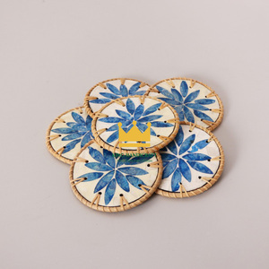 Dessous de verre en rotin tissés à la main durables avec tapis de table décoratifs en mosaïque de fleurs artistiques pour café, thé et repas - Product Image 5