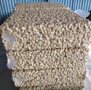เม็ดมะม่วงหิมพานต์ดิบอบแห้ง แบบเม็ดเต็ม บรรจุภัณฑ์แบบขายส่ง อาหารว่างจากเวียดนาม สำหรับการแปรรูปอาหาร WW180 WW210 WW240 WW320 WW450 - Product Image 1