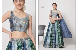 Nouveau Lehenga Choli semi-cousu brodé exclusif pour les vêtements de mariage et de réception de fournisseur indien - Product Image 4