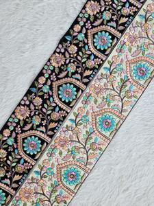 Adorno de encaje con cuentas hecho a mano de lujo para vestidos de novia vestidos de noche y saris mejorados con perlas lentejuelas y cuentas ecológicas - Product Image 6