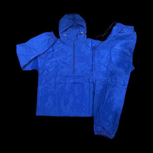 Conjuntos de Top y pantalones personalizados OEM para hombre, chándal con cremallera, chaqueta cortavientos de nailon, conjunto cortavientos impermeable de dos piezas - Product Image 2